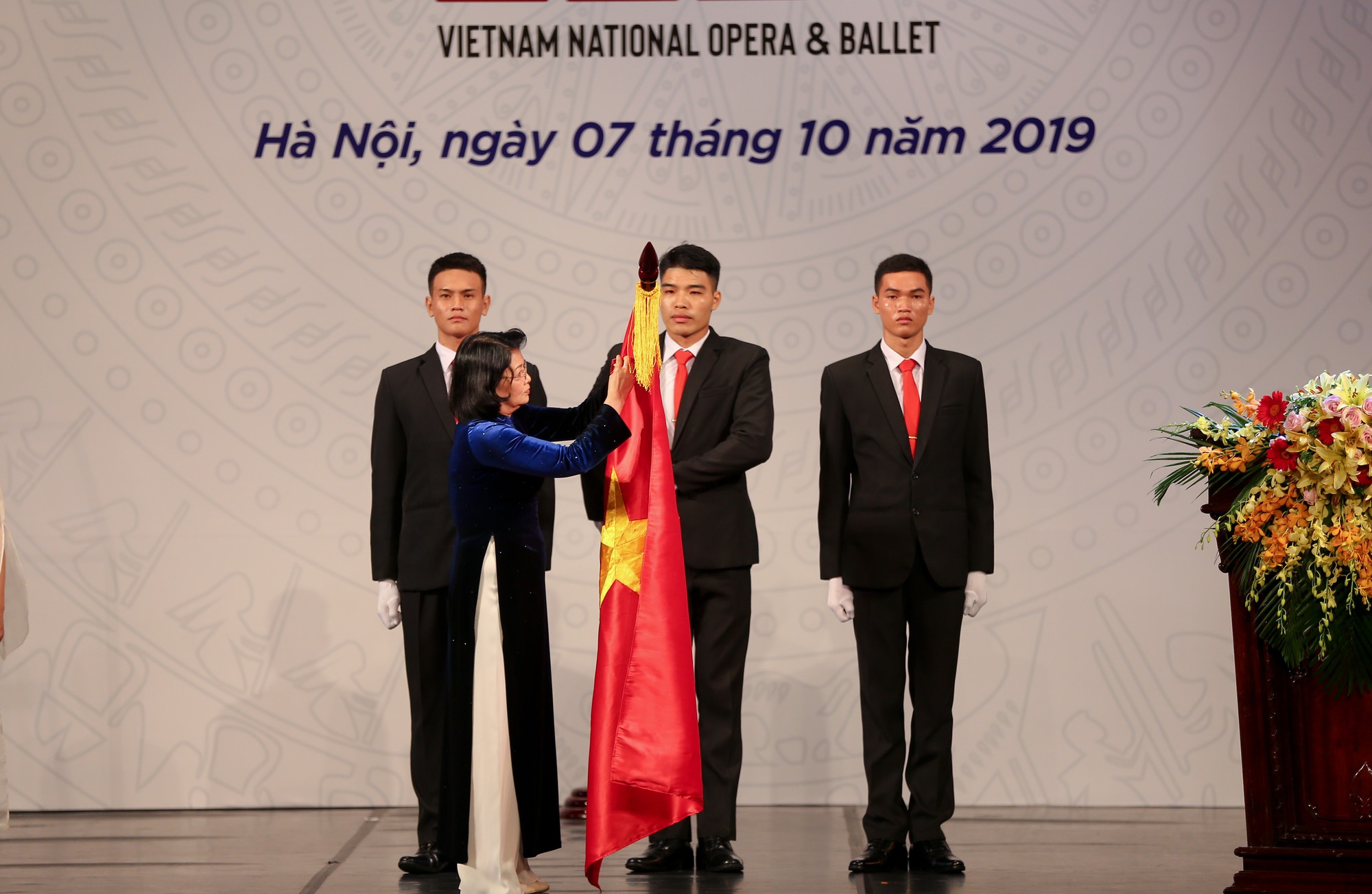 Lễ Kỷ niệm 60 năm Ngày thành lập Nhà hát Nhạc Vũ Kịch Việt Nam (1959-2019) và đón nhận Huân chương Lao động hạng Nhì của Chủ tịch nước - Ảnh 5.