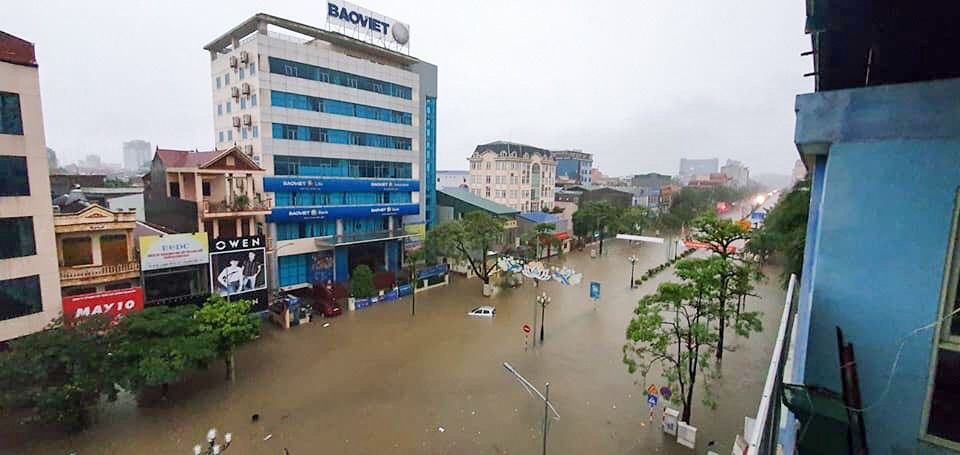Sau trận mưa lớn kéo dài, TP Thái Nguyên ngập sâu trong biển nước22 Sau trận mưa lớn kéo dài, TP Thái Nguyên ngập sâu trong biển nước22
