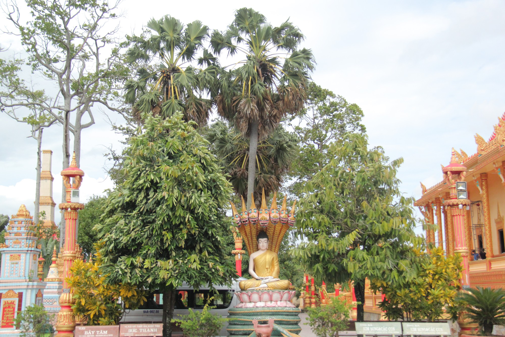 Xiêm Cán: Ngôi chùa Khmer lớn và lộng lẫy nhất ở Nam Bộ - Ảnh 10.