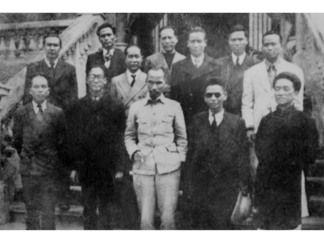 Hiện vật quý hiếm trong mốc son lịch sử 90 năm Đảng Cộng sản Việt Nam - Ảnh 1.