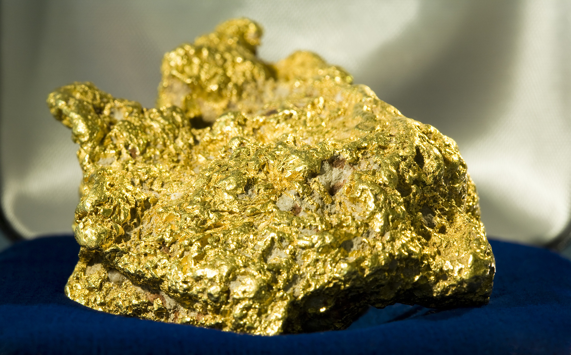 Золоторудная руда