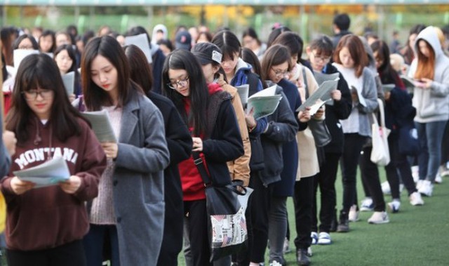 Có thể bạn chưa biết: Tiếng Việt là môn Ngoại ngữ thứ hai trong kỳ thi Đại học khốc liệt hàng đầu thế giới ở Hàn Quốc - Ảnh 4. Có thể bạn chưa biết: Tiếng Việt là môn Ngoại ngữ thứ hai trong kỳ thi Đại học khốc liệt hàng đầu thế giới ở Hàn Quốc - Ảnh 4.