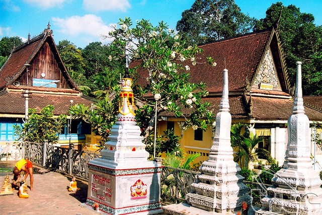 Khai trương tour Làng Văn hóa - Du lịch Khmer tại Trà Vinh - Ảnh 1.