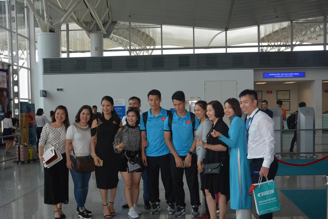 Vietnam Arlines tăng cường chuyến bay, phục vụ cổ động viên Việt Nam sang Malaysia - Ảnh 10.
