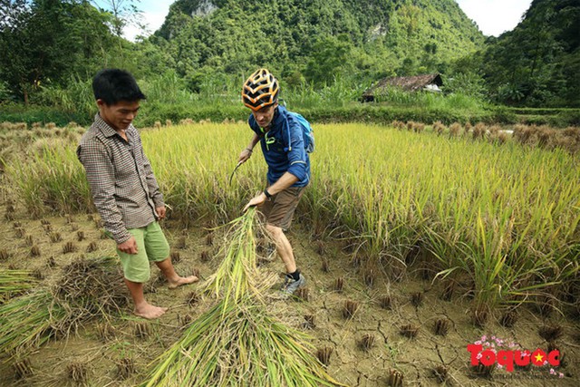 Thiếu nhiều tour khám phá còn nguyên tính bản địa - Ảnh 1. Thiếu nhiều tour khám phá còn nguyên tính bản địa - Ảnh 1.