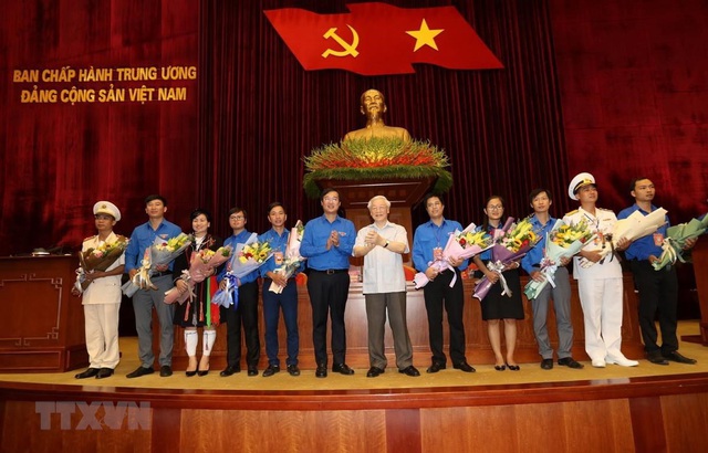 Bồi dưỡng đạo đức cách mạng theo Di chúc Chủ tịch Hồ Chí Minh - Một trong những yêu cầu cấp thiết hàng đầu hiện nay - Ảnh 1.
