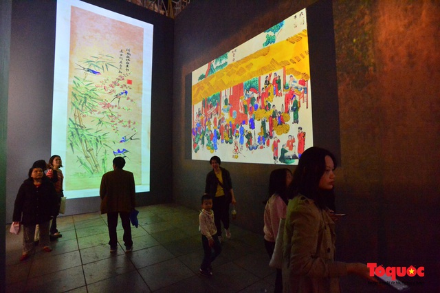 Người dân thủ đô thích thú trải nghiệm tranh Hàng Trống truyền thống qua góc nhìn công nghệ  3D hiện đại - Ảnh 15.