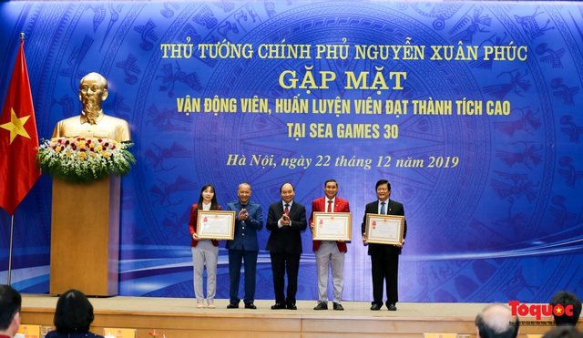 Thủ tướng gặp mặt, vinh danh VĐV, HLV đạt thành tích cao tại SEA Games 30 - Ảnh 17.