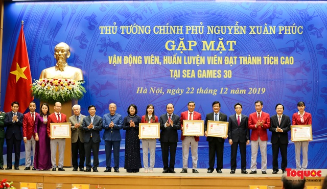 Thủ tướng gặp mặt, vinh danh VĐV, HLV đạt thành tích cao tại SEA Games 30 - Ảnh 18.