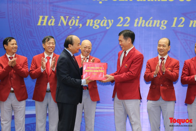 Thủ tướng gặp mặt, vinh danh VĐV, HLV đạt thành tích cao tại SEA Games 30 - Ảnh 21.