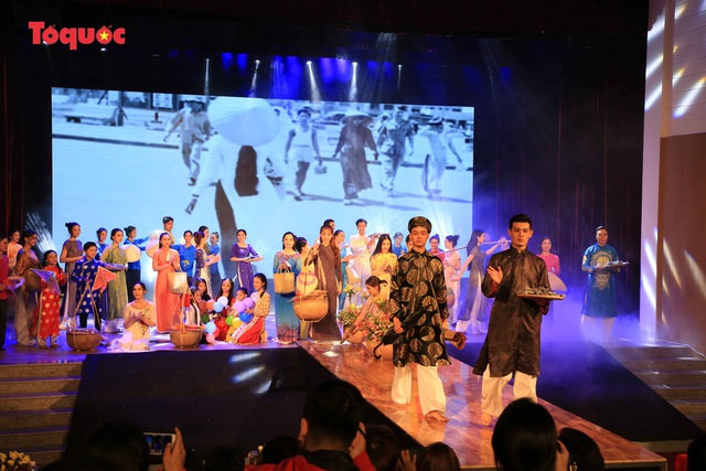 Giới thiệu văn hóa Việt cho du khách quốc tế qua “Áo Dài Show” - Ảnh 13.