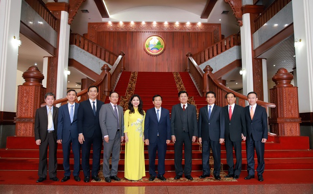 Bộ trưởng Nguyễn Ngọc Thiện chào xã giao Thủ tướng Chính phủ nước CHDCND Lào - Ảnh 5.