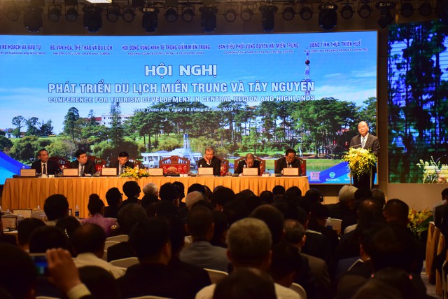 Thủ tướng Nguyễn Xuân Phúc: Mỗi người dân Việt Nam là một đại sứ du lịch - Ảnh 2.