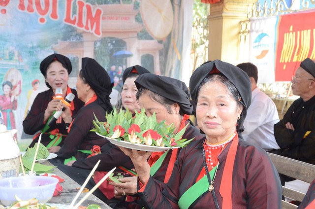 Lễ hội vùng Lim xuân Kỷ Hợi 2019: Nghiêm cấm lợi dụng trò chơi dân gian để tổ chức cờ bạc trá hình - Ảnh 6.