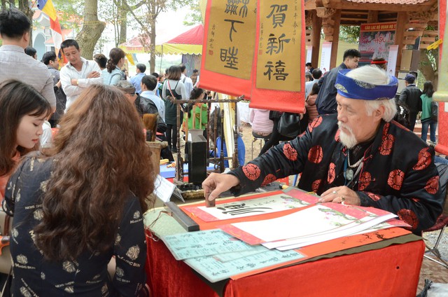 Lễ hội vùng Lim xuân Kỷ Hợi 2019: Nghiêm cấm lợi dụng trò chơi dân gian để tổ chức cờ bạc trá hình - Ảnh 8.