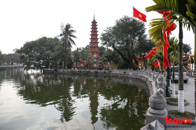 Những địa điểm du lịch tâm linh của Hà Nội dịp Tết Nguyên đán 2019 - Ảnh 12.