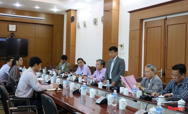Đoàn công tác của Bộ VHTTDL làm việc với UBND TP Uông Bí về thông tin Truyền bá vong báo oán chùa Ba Vàng - Ảnh 1.