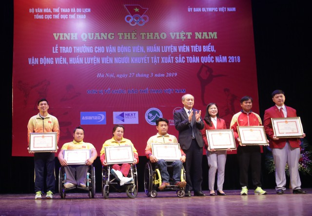 Trao thưởng các HLV, VĐV tiêu biểu và HLV, VĐV người khuyết tật xuất sắc tại Chương trình “Vinh quang Thể thao Việt Nam” - Ảnh 3.