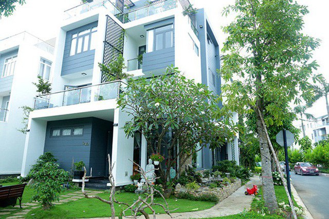 Bất ngờ với mô hình trồng rau thả cá trong căn biệt thự trị giá đến 1 triệu USD của ca sĩ Quách Thành Danh - Ảnh 3. Bất ngờ với mô hình trồng rau thả cá trong căn biệt thự trị giá đến 1 triệu USD của ca sĩ Quách Thành Danh - Ảnh 3.