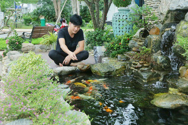 Bất ngờ với mô hình trồng rau thả cá trong căn biệt thự trị giá đến 1 triệu USD của ca sĩ Quách Thành Danh - Ảnh 8. Bất ngờ với mô hình trồng rau thả cá trong căn biệt thự trị giá đến 1 triệu USD của ca sĩ Quách Thành Danh - Ảnh 8.