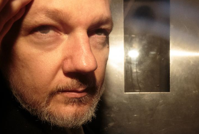 Nhà sáng lập WikiLeaks: Quyết định bất ngờ từ Thụy Điển mở đường cho Mỹ? - Ảnh 1. Nhà sáng lập WikiLeaks: Quyết định bất ngờ từ Thụy Điển mở đường cho Mỹ? - Ảnh 1.