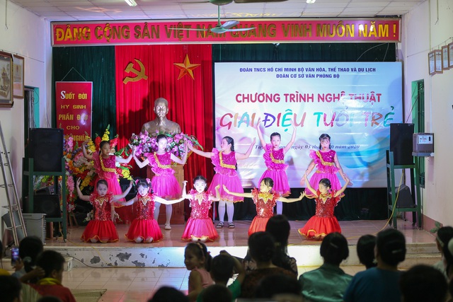 Đoàn thanh niên VP Bộ VHTTDL tổ chức &quot;Hành trình Về nguồn&quot; tại Tuyên Quang - Ảnh 9.