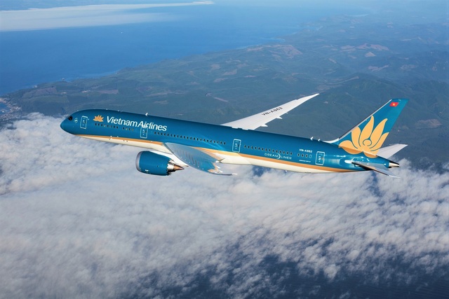 Máy bay Vietnam Airlines phải quay đầu vì nam hành khách dùng bật lửa khi cất cánh - Ảnh 1.