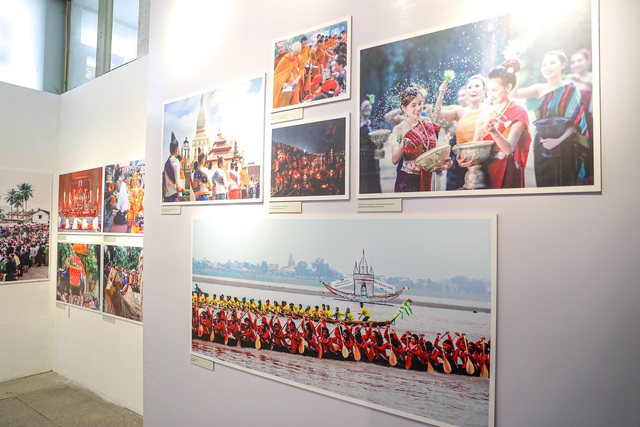 Khai mạc triển lãm ảnh quan hệ hữu nghị đặc biệt Việt Nam - Lào - Ảnh 10.