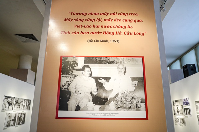 Khai mạc triển lãm ảnh quan hệ hữu nghị đặc biệt Việt Nam - Lào - Ảnh 9.