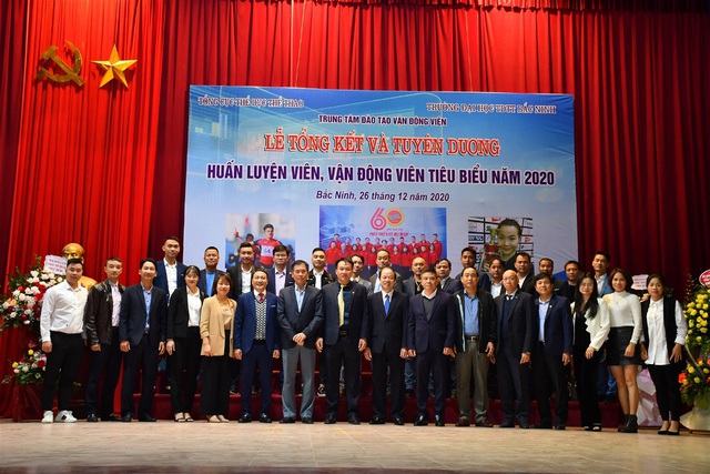 Trường Đại học TDTT Bắc Ninh Tổng kết và Tuyên dương HLV, VĐV tiêu biểu năm 2020 - Ảnh 8.