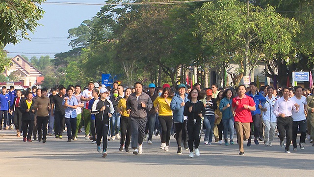 Quảng Trị tổ chức Tháng hoạt động TDTT cho mọi người và Ngày chạy Olympic vì sức khỏe toàn dân - Ảnh 1.