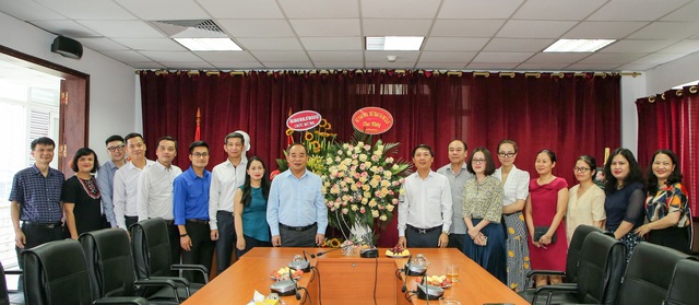 Thứ trưởng Bộ VHTTDL Lê Khánh Hải chúc mừng các cơ quan báo chí - Ảnh 12.