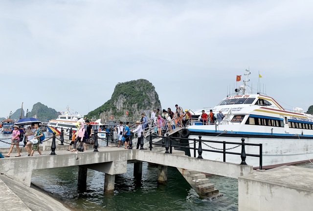 Quảng Ninh: Tăng cường công tác thanh tra, kiểm tra trong hoạt động du lịch 6 tháng đầu năm 2020 - Ảnh 1.