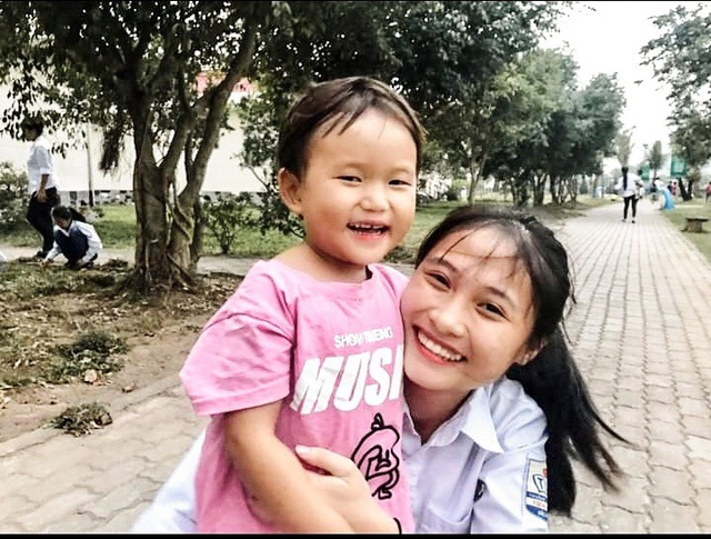 Cô học trò đặc biệt và ước mơ xây mái ấm cho trẻ em nghèo - Ảnh 1. Cô học trò đặc biệt và ước mơ xây mái ấm cho trẻ em nghèo - Ảnh 1.