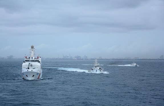 Những khoảnh khắc tàu Cảnh sát biển Việt Nam lần đầu đến thăm Ấn Độ - Ảnh 14.