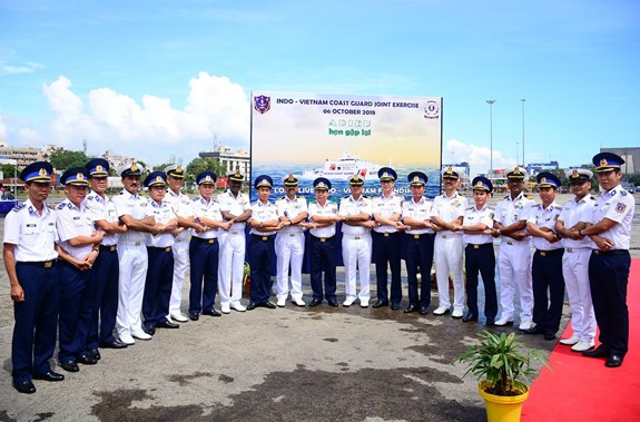 Những khoảnh khắc tàu Cảnh sát biển Việt Nam lần đầu đến thăm Ấn Độ - Ảnh 15.