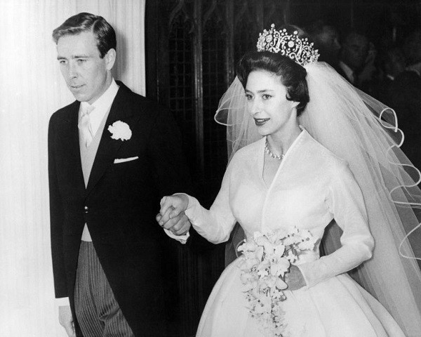 Không phải Công nương Diana, đây mới là người phụ nữ có cuộc hôn nhân gây chấn động Hoàng gia Anh  - Ảnh 1.