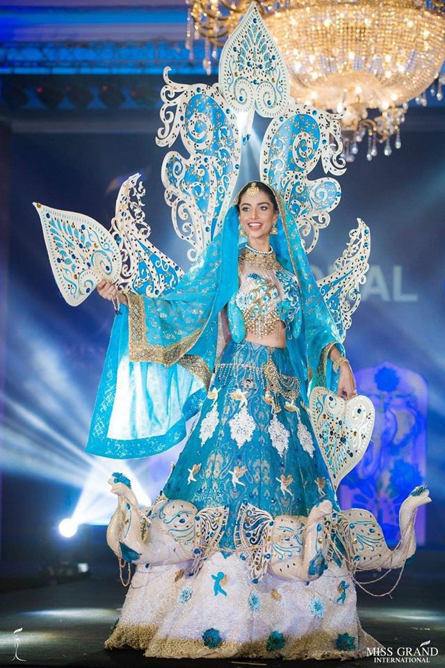 Việt Nam đứng thứ 2 trong Top 10 trang phục truyền thống đẹp nhất tại Miss Grand International 2018 - Ảnh 9.