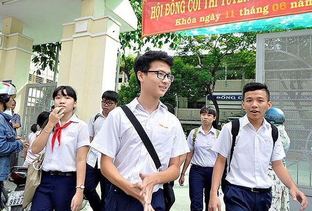 Hà Nội bỏ cộng điểm nghề tuyển sinh vào lớp 10: Hết “phao cứu sinh” - Ảnh 1.