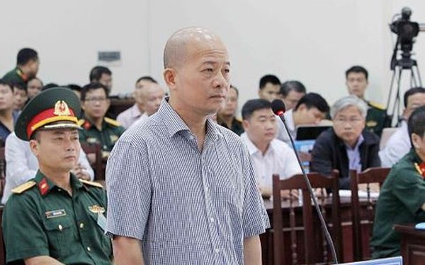 Hôm nay, tòa xem xét  đơn xin giảm án của Út Trọc và ông Trần Văn Lâm - Ảnh 1.