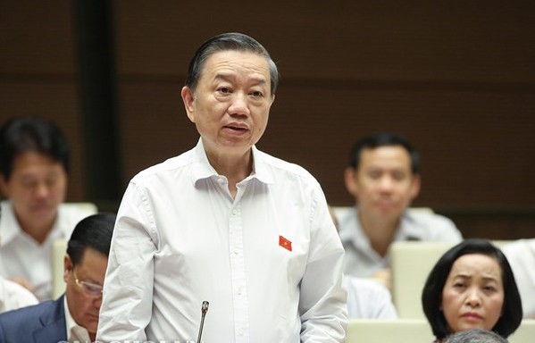 Thượng tướng Tô Lâm: Bộ Công an sẽ điều chỉnh các thủ tục hành chính để giảm phiền hà cho người dân - Ảnh 1.