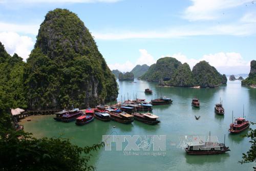 Tháng 12/2018 sẽ đón vị khách quốc tế thứ 15 triệu tại Quảng Ninh - Ảnh 1.