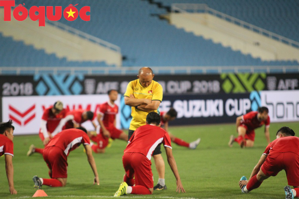 HLV Park Hang-seo nghiêm khắc lạ thường trước trận đối đầu đội tuyển Malaysia - Ảnh 2.