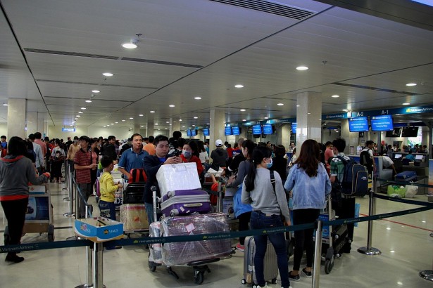 Dùng hộ chiếu giả đến Nhật Bản, du khách bị kẹt ở sân bay Tân Sơn Nhất 2 tháng - Ảnh 1.