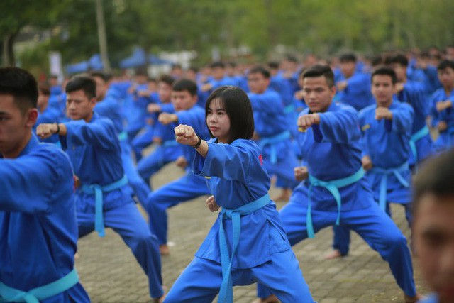 Màn đồng diễn võ thuật 7.000 người tham gia xác lập kỷ lục Việt Nam - Ảnh 2.