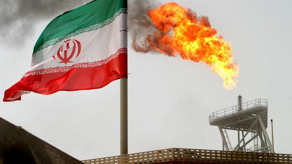 Đồn đoán Mỹ mở đường 8 nước lách đòn trừng phạt Iran - Ảnh 1.