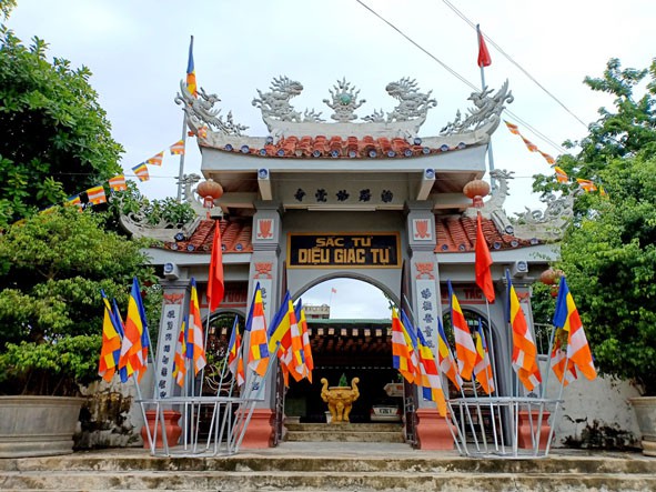 Tôn tạo Chánh điện chùa Diệu Giác, tỉnh Quảng Ngãi - Ảnh 1.