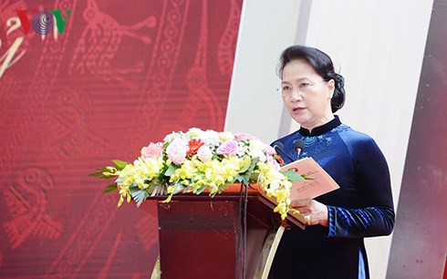 Chủ tịch Quốc hội dự Lễ kỷ niệm 110 năm Trường Bưởi - Chu Văn An - Ảnh 1.