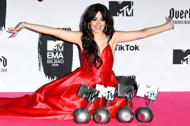 Camila Cabello đại thắng tại giải thưởng Âm nhạc châu Âu 2018   - Ảnh 1.