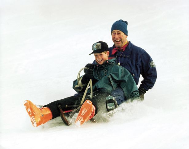 Hé lộ những địa điểm trượt tuyết yêu thích của Hoàng gia Anh - Ảnh 2.